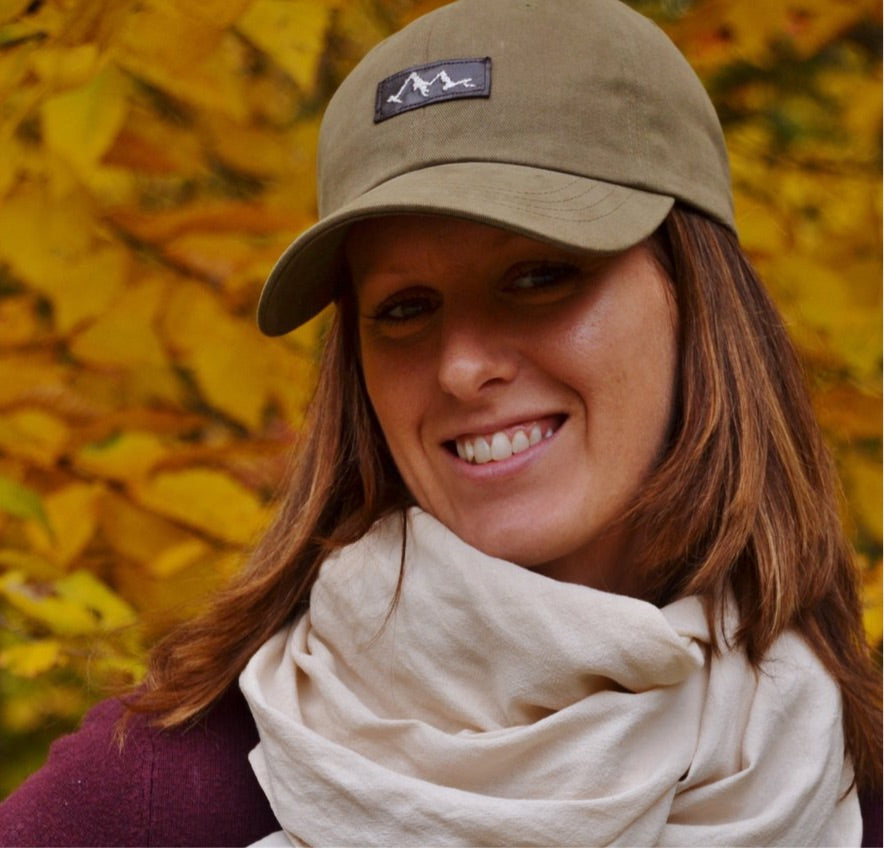 Casquette classique Dad's Hat khaki en coton logo en cuir recyclé avec montagne et vague brodé