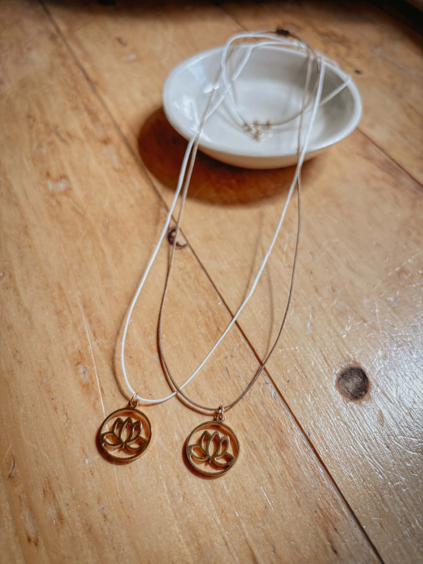 Collier LHOTU